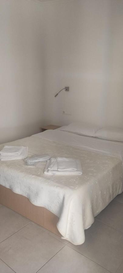Escape Hotel Nydri  Luaran gambar