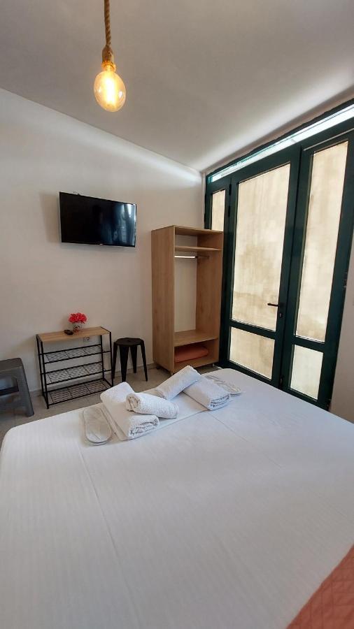 Escape Hotel Nydri  Luaran gambar